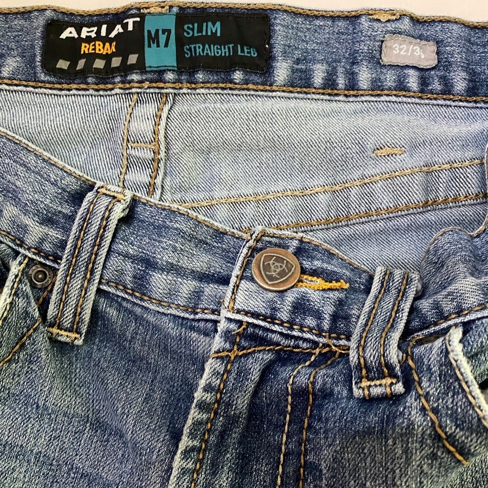 ARIAT REBAR M7 Slim Straight Rico Medium Wash Distressed Work Denim Jeans SZ 32 - Picture 4 of 13